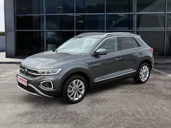 Grau Gebraucht 2024 VW T-Roc Style SUV | 32.750 € (Teuer)