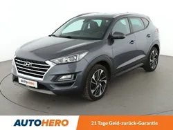 Grau Gebraucht 2019 Hyundai Tucson Style SUV | 20.910 € (Fairer Preis)