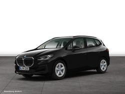 Schwarz Gebraucht 2024 BMW 230e Active Tourer Luxury Line Van / Kleinbus | 42.214 € (Teuer)