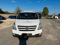 Weiß Gebraucht 2016 Hyundai H-1 Van | 5.490 €