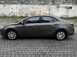 Beige Gebraucht 2017 Toyota Corolla Comfort Limousine | 10.000 € (Superpreis)