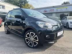 Schwarz Gebraucht 2014 VW up! Cup Kleinwagen | 5.790 € (Etwas zu teuer)