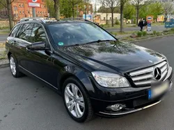Schwarz Gebraucht 2010 Mercedes C300 Avantgarde Kombi | 7.899 € (Fairer Preis)