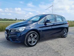 Blau Gebraucht 2016 BMW 218 Active Tourer Sport Line Van / Kleinbus | 14.200 € (Fairer Preis)