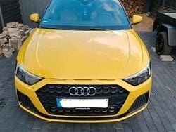 Gelb Gebraucht 2021 Audi A1 Sportback Ambiente Kleinwagen | 19.500 € (Fairer Preis)