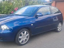 Blau Gebraucht 2005 Seat Ibiza Kleinwagen | 1.700 € (Teuer)