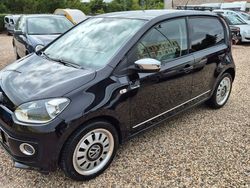 Schwarz Gebraucht 2013 VW up! Kleinwagen | 6.990 € (Etwas zu teuer)