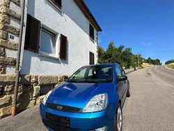 Blau Gebraucht 2004 Ford Fiesta Kleinwagen | 2.000 € (Fairer Preis)