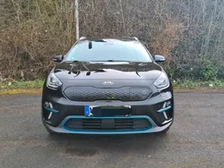 Schwarz Gebraucht 2019 Kia e-Niro Spirit SUV | 17.123 € (Fairer Preis)