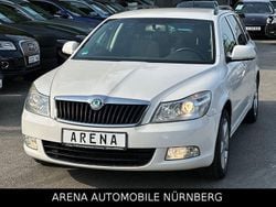 Weiß Gebraucht 2011 Skoda Octavia Elegance Kombi | 4.999 € (Fairer Preis)