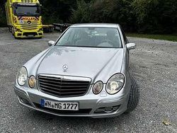 Gebraucht 2003 Mercedes E220 Elegance Limousine | 4.700 € (Fairer Preis)