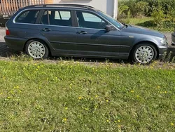 Grau Gebraucht 2003 BMW 320 Kombi | 750 € (Superpreis)