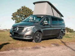 Mercedes V220