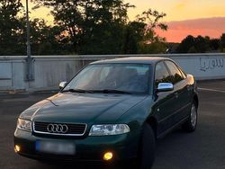 Grün Gebraucht 1999 Audi A4 Sport Limousine | 3.500 € (Teuer)
