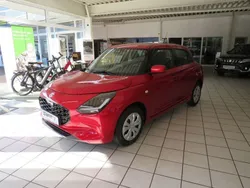 Rot Neu 2024 Suzuki Swift Club Limousine | 19.540 €