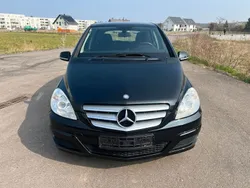 Schwarz Gebraucht 2010 Mercedes B160 Van / Kleinbus | 6.200 € (Fairer Preis)