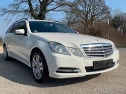 Weiß Gebraucht 2012 Mercedes E250 Elegance Kombi | 9.200 € (Fairer Preis)