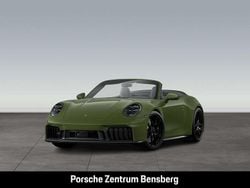 Grün Neu 2025 Porsche 911 Carrera GTS Cabrio | 233.675 €