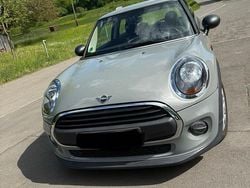 Grau Gebraucht 2018 Mini ONE Salt Kleinwagen | 12.999 €