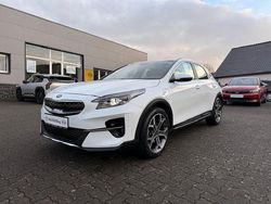 Weiß Gebraucht 2020 Kia XCeed Spirit SUV | 20.450 € (Etwas zu teuer)