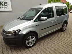 Reflexsilber metallic Gebraucht 2015 VW Caddy Trendline Van / Kleinbus | 20.550 € (Teuer)