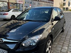 Schwarz Gebraucht 2011 Hyundai i30 Classic Limousine | 3.000 € (Fairer Preis)