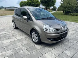 Beige Gebraucht 2009 Renault Grand Modus Luxe Van / Kleinbus | 2.900 € (Etwas zu teuer)