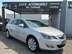 Silber Gebraucht 2011 Opel Astra Innovation Kombi | 7.999 € (Fairer Preis)