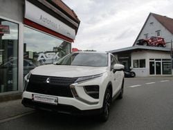 Weiß Gebraucht 2022 Mitsubishi Eclipse Cross Basis SUV | 21.950 € (Fairer Preis)