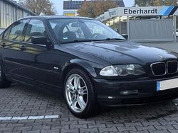 Schwarz Gebraucht 2000 BMW 318 Sport Line Limousine | 2.800 € (Fairer Preis)