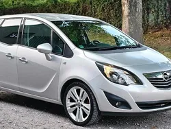 Silber Gebraucht 2010 Opel Meriva Sport Van / Kleinbus | 2.200 € (Guter Preis)