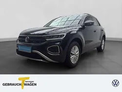 Schwarz Gebraucht 2024 VW T-Roc Life SUV | 21.240 € (Guter Preis)