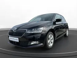 Schwarzmagic perleffekt Gebraucht 2021 Skoda Fabia Clever SUV | 15.266 € (Fairer Preis)