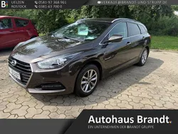 Braun Gebraucht 2019 Hyundai i40 Trend Kombi | 14.990 € (Fairer Preis)