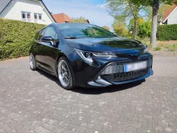 Schwarz Gebraucht 2020 Toyota Corolla Kombi | 22.900 € (Fairer Preis)