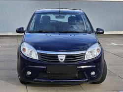 Gebraucht 2010 Dacia Sandero Lauréate Kleinwagen | 3.000 € (Fairer Preis)