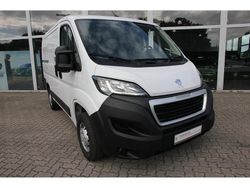 Weiß Gebraucht 2022 Peugeot Boxer Van | 17.990 € (Fairer Preis)