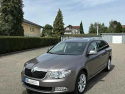 Andere farben Gebraucht 2011 Skoda Superb Comfort Kombi | 8.990 € (Etwas zu teuer)