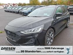 Schwarz Gebraucht 2024 Ford Focus ST-Line X Kombi | 24.350 € (Guter Preis)
