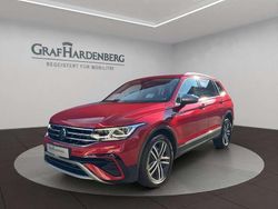 Rot Gebraucht 2022 VW Tiguan Allspace Elegance SUV | 41.444 € (Etwas zu teuer)