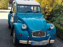 Blau Gebraucht 1985 Citroën 2CV Kleinwagen | 7.950 €