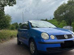 Blau Gebraucht 2002 VW Polo Basis Limousine | 1.500 € (Fairer Preis)