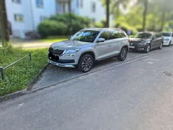 Grau Gebraucht 2018 Skoda Kodiaq SUV | 25.500 € (Fairer Preis)