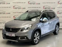 Grau Gebraucht 2017 Peugeot 2008 Allure SUV | 8.490 € (Guter Preis)