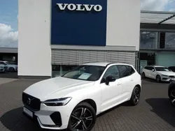 Weiß Gebraucht 2022 Volvo XC60 R-Design SUV | 35.500 € (Fairer Preis)