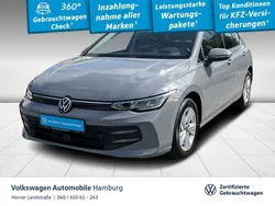Mondsteingrau Gebraucht 2024 VW Golf VIII Life Limousine | 25.390 € (Fairer Preis)