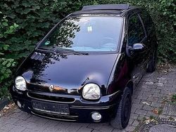 Schwarz Gebraucht 2003 Renault Twingo Kleinwagen | 4.500 €