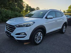 Polar white / sol Gebraucht 2017 Hyundai Tucson Classic SUV | 9.490 € (Superpreis)