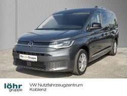 Grau Gebraucht 2023 VW Caddy Maxi Style Van / Kleinbus | 32.980 € (Etwas zu teuer)