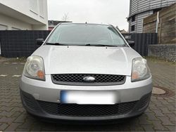 Silber Gebraucht 2006 Ford Fiesta Kleinwagen | 3.490 € (Teuer)